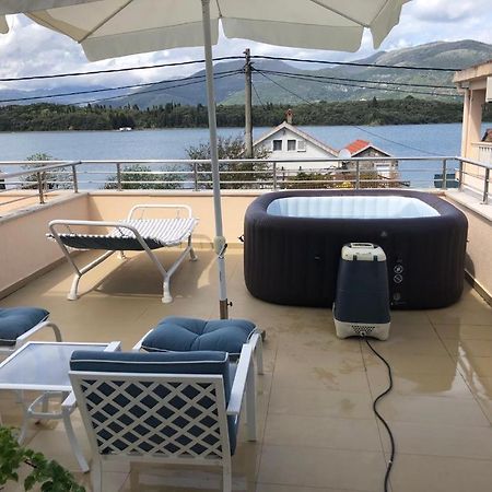 Riverside Villa Tivat Extérieur photo