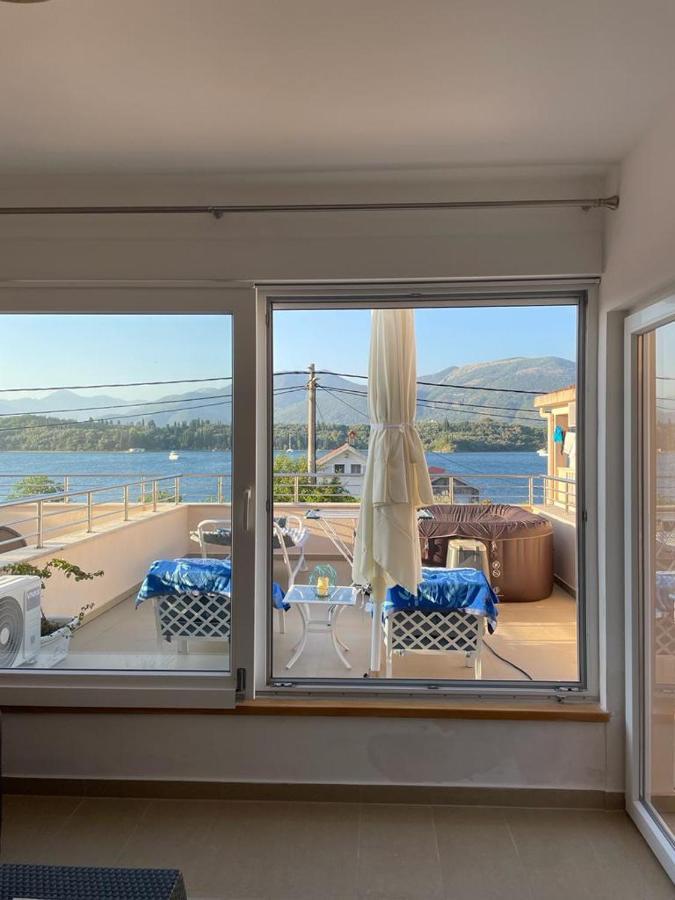 Riverside Villa Tivat Extérieur photo