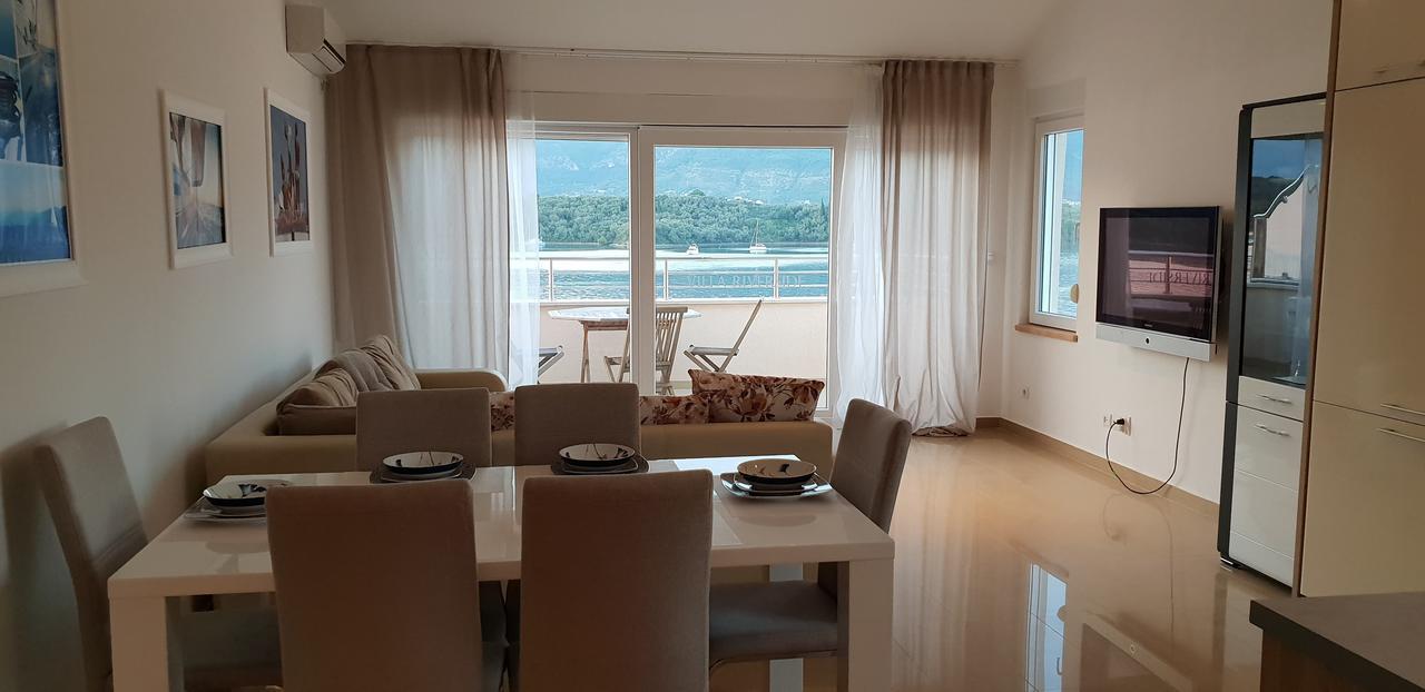 Riverside Villa Tivat Extérieur photo