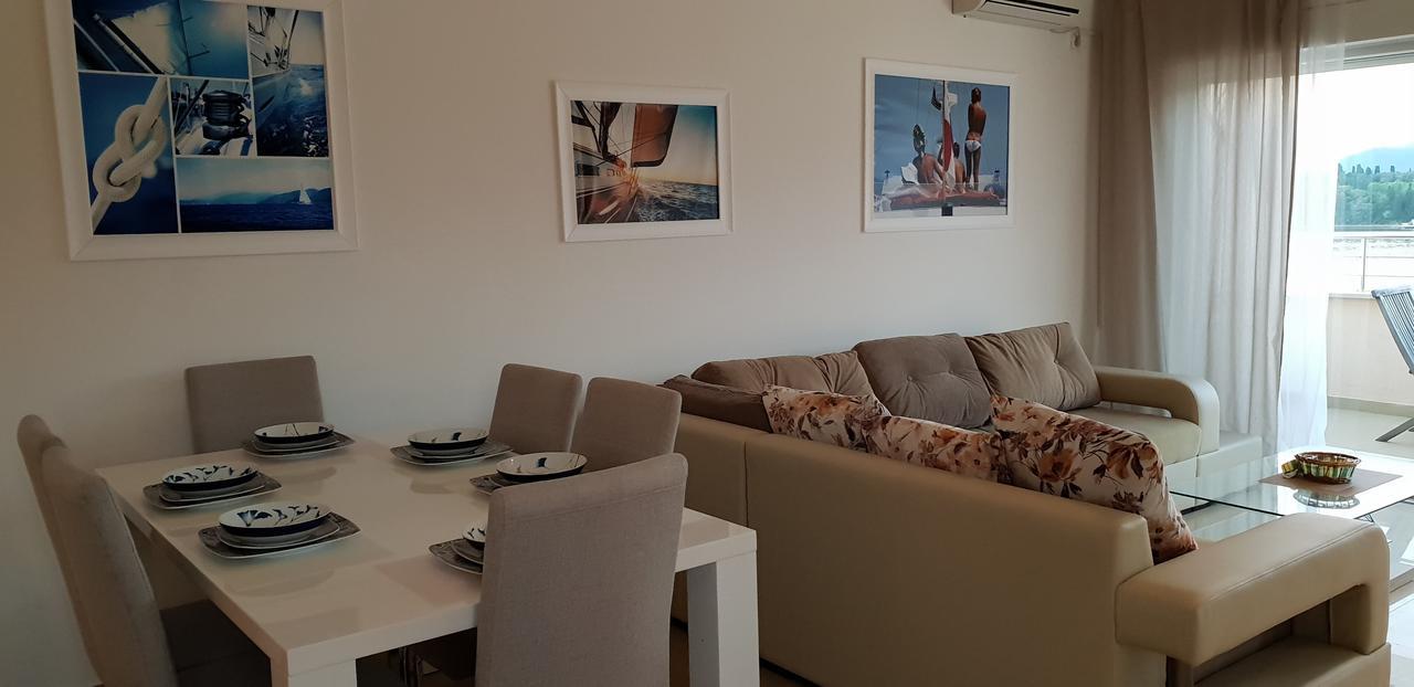 Riverside Villa Tivat Extérieur photo