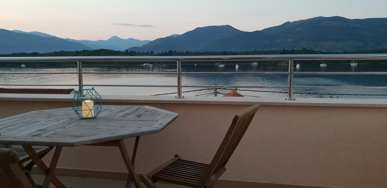 Riverside Villa Tivat Extérieur photo