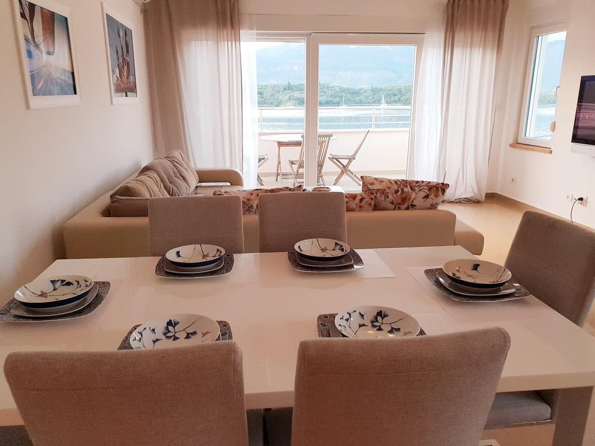 Riverside Villa Tivat Extérieur photo