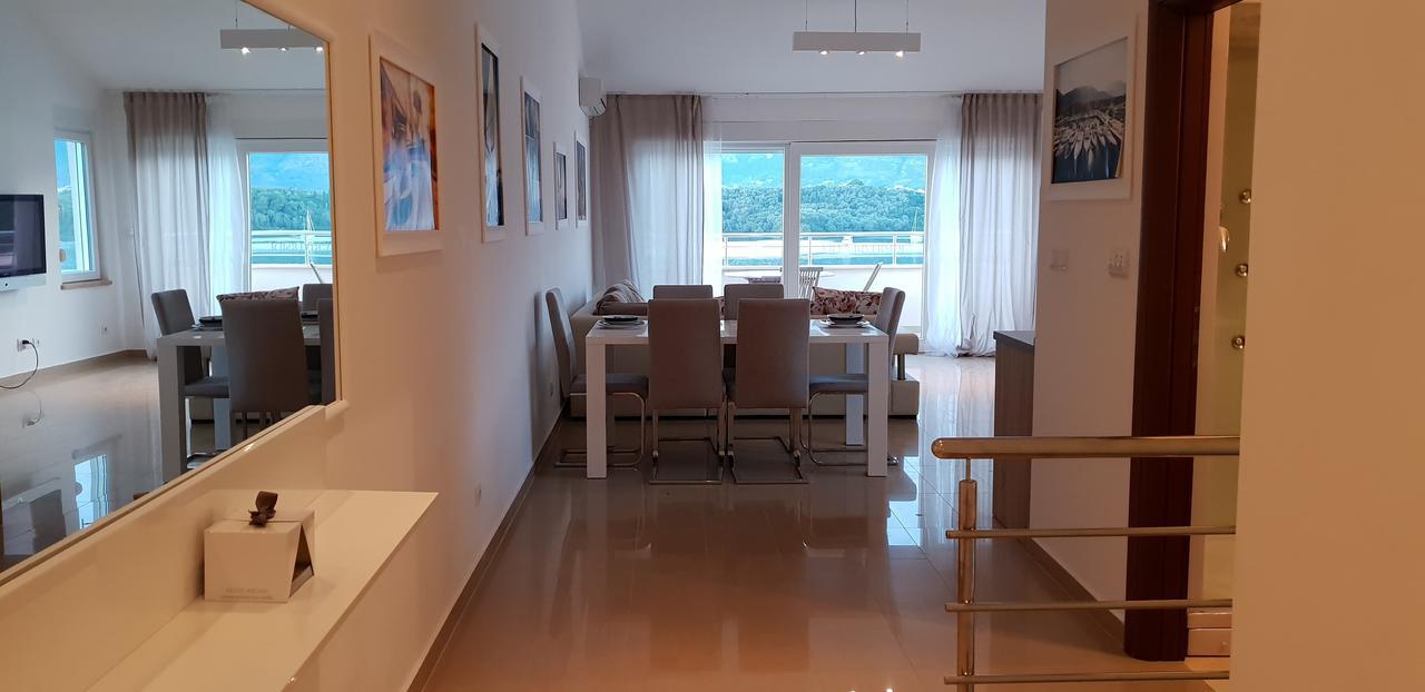 Riverside Villa Tivat Extérieur photo